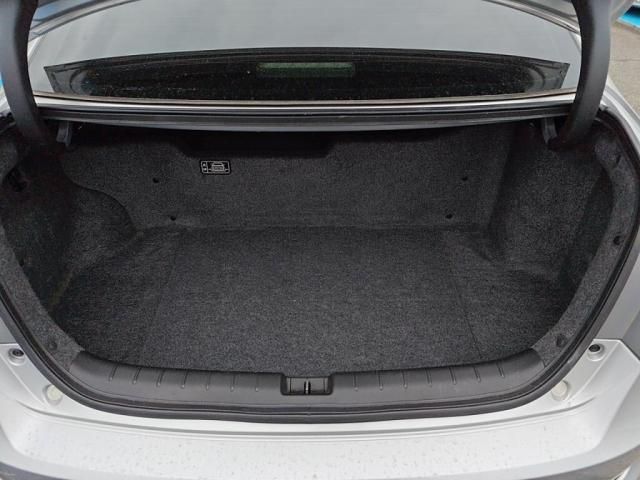 HONDA ACCORD HYBRID 2015 Image 31