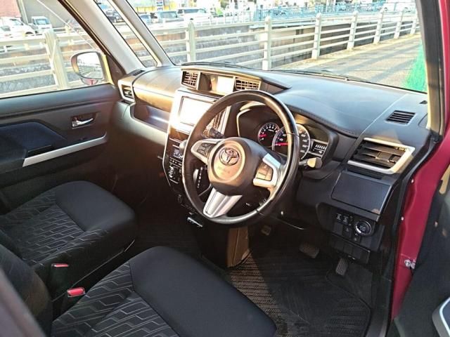 TOYOTA TANK 2017 Image 31