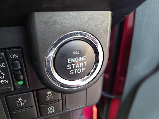 TOYOTA TANK 2017 Image 31