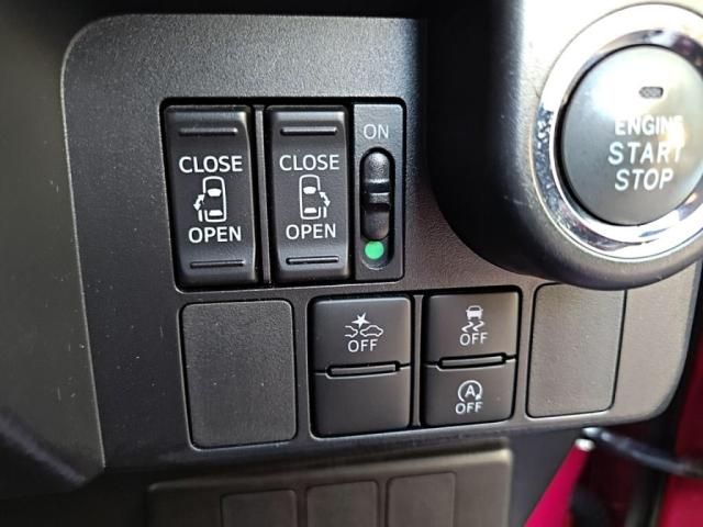 TOYOTA TANK 2017 Image 31