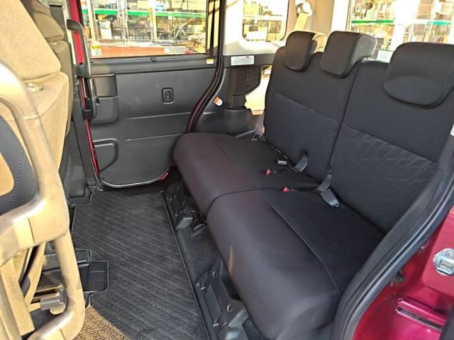 TOYOTA TANK 2017 Image 31