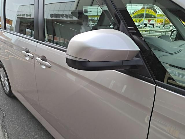 TOYOTA NOAH HYBRID 2023 Image 31