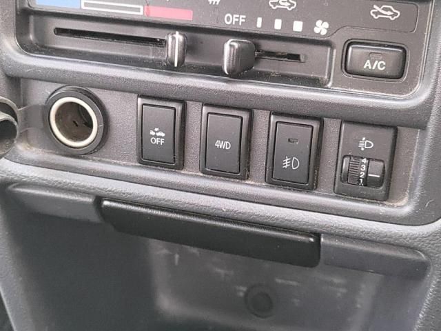 SUZUKI CARRY TRUCK 4WD 2018 Image 31