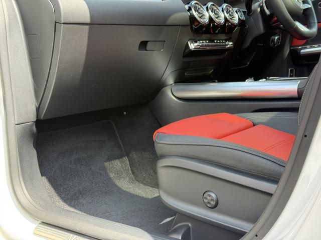 MERCEDES BENZ B CLAS 2024 Image 31