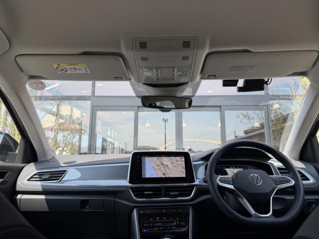 VOLKSWAGEN T-ROC 2023 Image 31