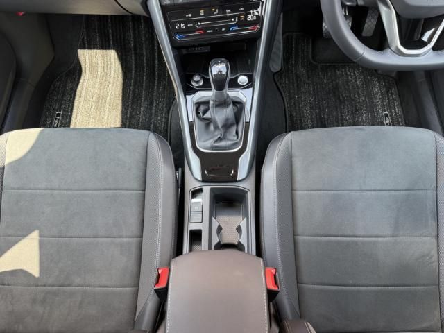 VOLKSWAGEN T-ROC 2023 Image 31