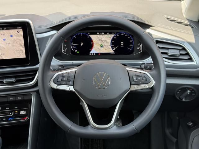 VOLKSWAGEN T-ROC 2023 Image 31