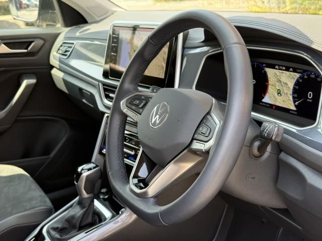 VOLKSWAGEN T-ROC 2023 Image 31