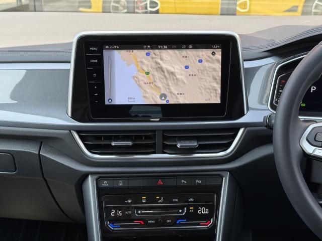 VOLKSWAGEN T-ROC 2023 Image 31