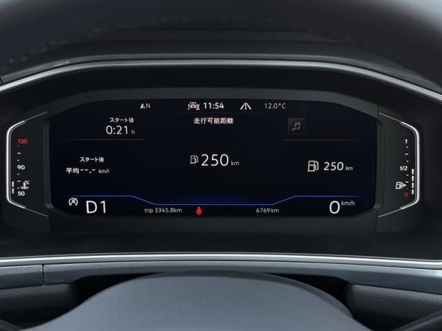 VOLKSWAGEN T-ROC 2023 Image 31