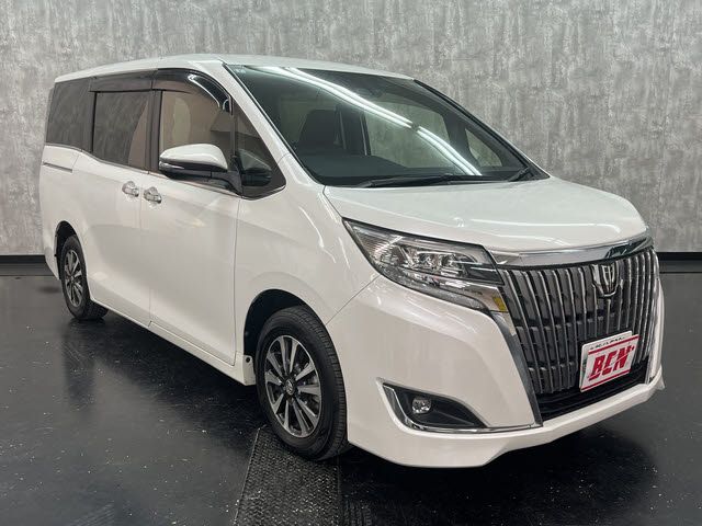 TOYOTA ESQUIRE 2018 Image 31