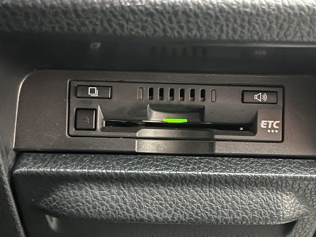 TOYOTA ESQUIRE 2018 Image 31