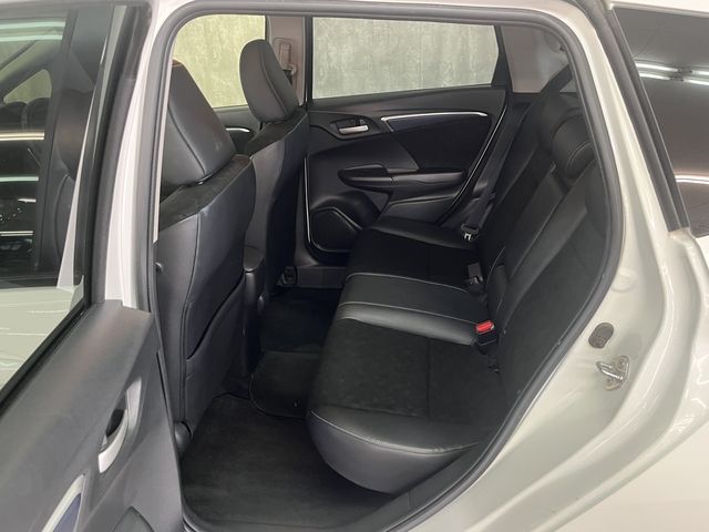 HONDA SHUTTLE HYBRID 2016 Image 31