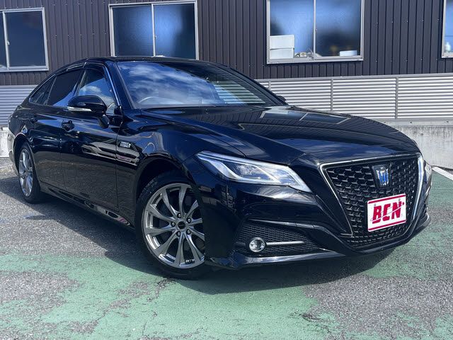 TOYOTA CROWN SEDAN HYBRID 2019 Image 31