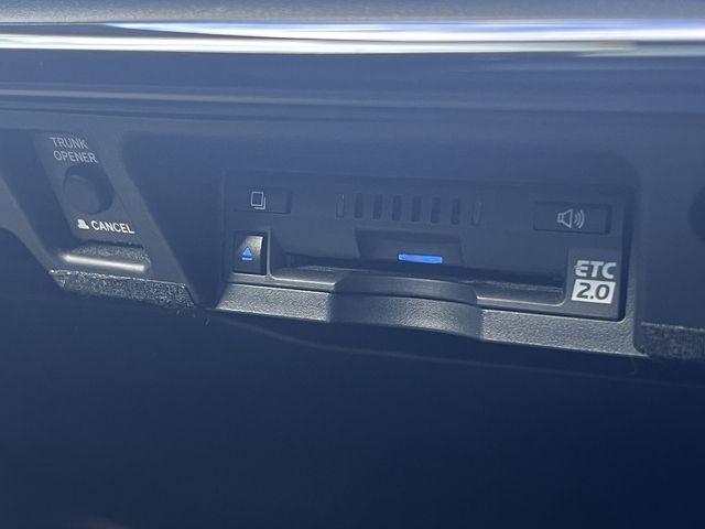 TOYOTA CROWN SEDAN HYBRID 2019 Image 31