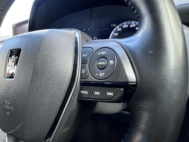 TOYOTA CROWN SEDAN HYBRID 2019 Image 31