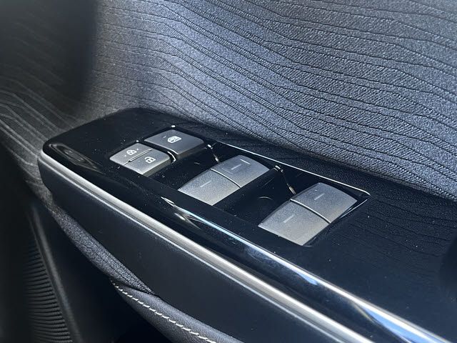 TOYOTA CROWN SEDAN HYBRID 2019 Image 31