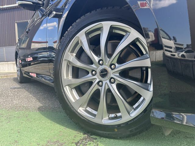 TOYOTA CROWN SEDAN HYBRID 2019 Image 31