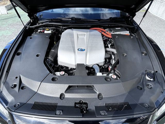 TOYOTA CROWN SEDAN HYBRID 2019 Image 31