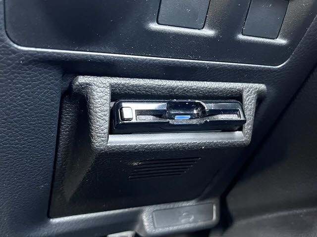 SUBARU FORESTER 2018 Image 31