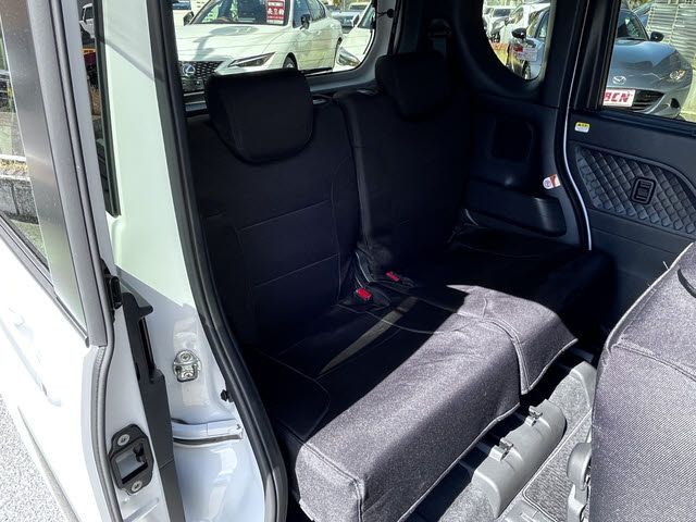 DAIHATSU TANTO CUSTOM 2021 Image 31