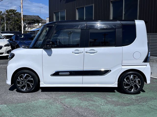 DAIHATSU TANTO CUSTOM 2021 Image 31
