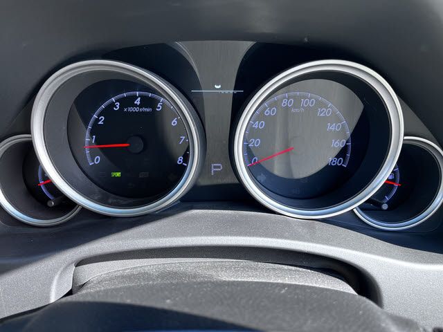 TOYOTA MARK X 2013 Image 31