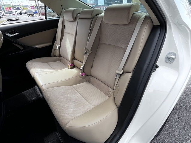 TOYOTA MARK X 2013 Image 31