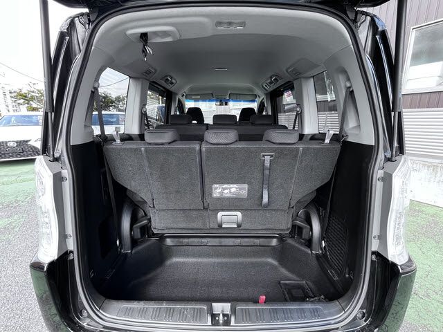 HONDA STEPWAGON SPADA 2013 Image 31