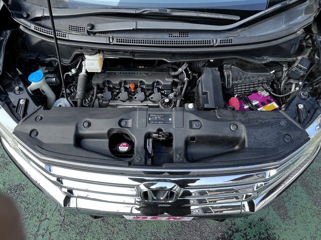 HONDA STEPWAGON SPADA 2013 Image 31