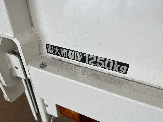 TOYOTA DYNA 2021 Image 31