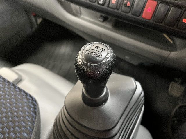 TOYOTA DYNA 2021 Image 31