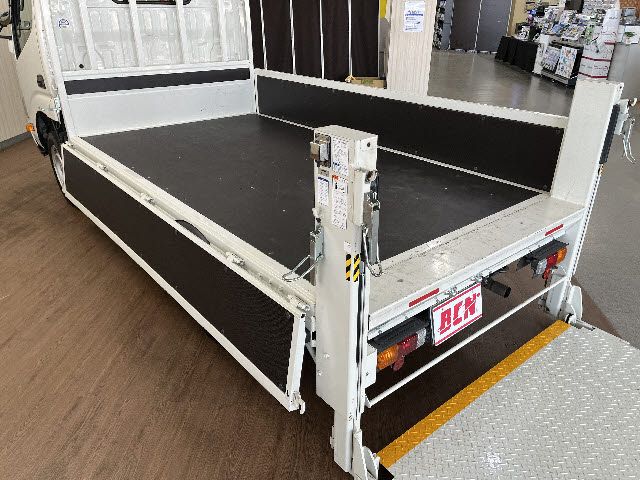 TOYOTA DYNA 2021 Image 31