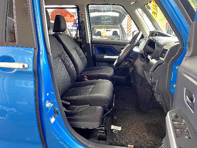 TOYOTA TANK 2016 Image 31