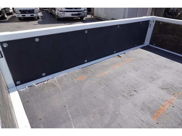 MITSUBISHI CANTER 2019 Image 31