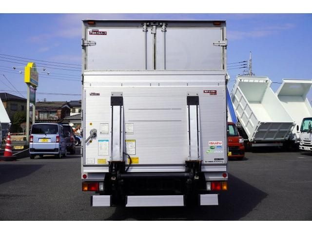 ISUZU ELF 2018 Image 31