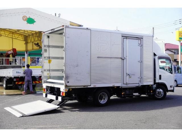 ISUZU ELF 2018 Image 31