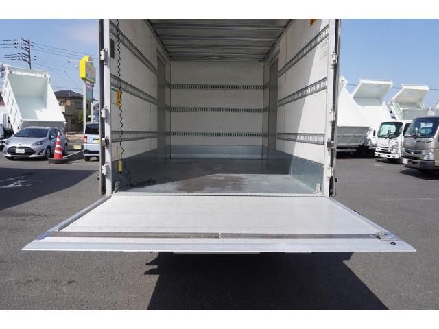 ISUZU ELF 2018 Image 31