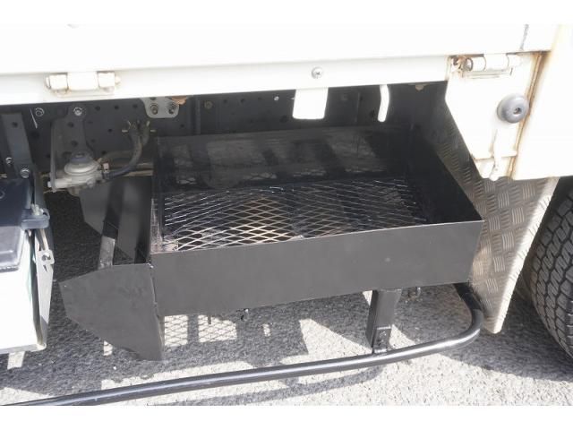 ISUZU ELF 2019 Image 31