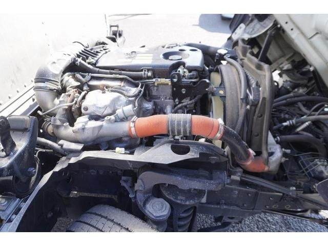 ISUZU ELF 2019 Image 31