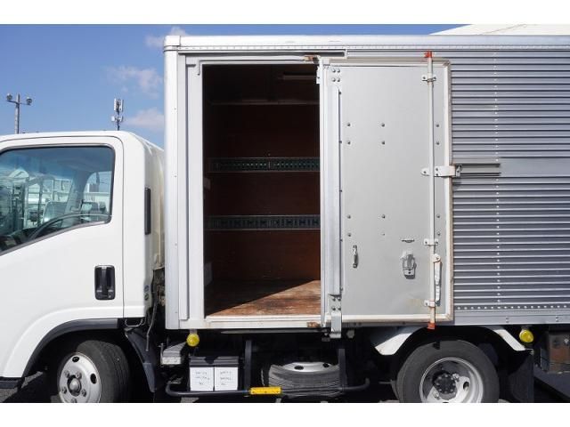 ISUZU ELF 2019 Image 31