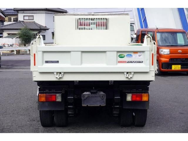 HINO DUTRO 2016 Image 31