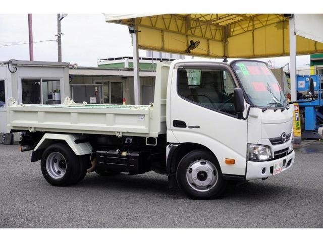 HINO DUTRO 2016 Image 31