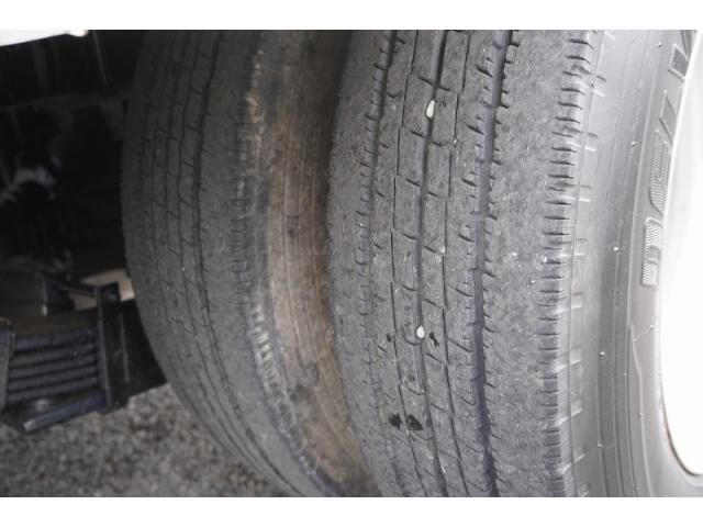 HINO DUTRO 2016 Image 31