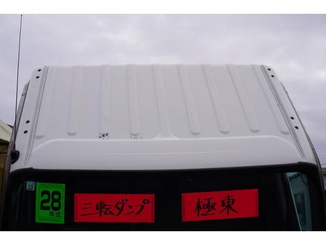 HINO DUTRO 2016 Image 31