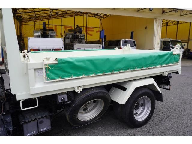 HINO DUTRO 2016 Image 31