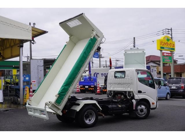 HINO DUTRO 2016 Image 31