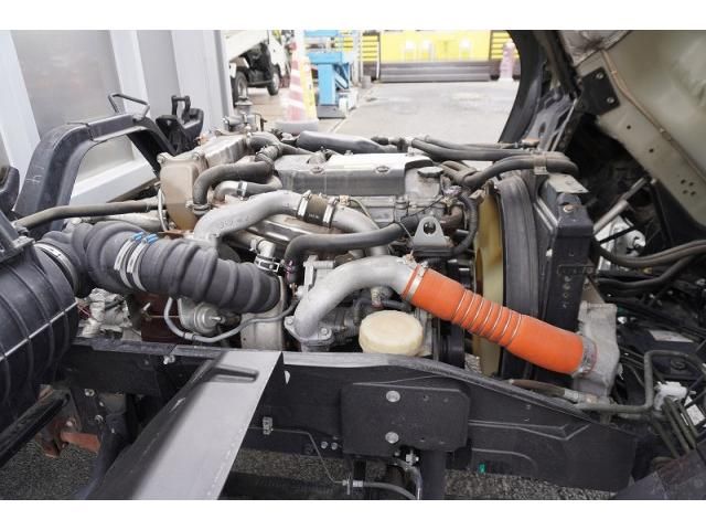 ISUZU FORWARD 2015 Image 31