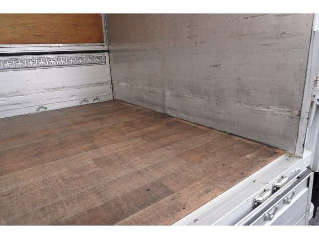 ISUZU FORWARD 2015 Image 31