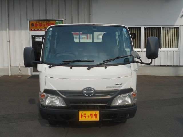 HINO DUTRO 2015 Image 31